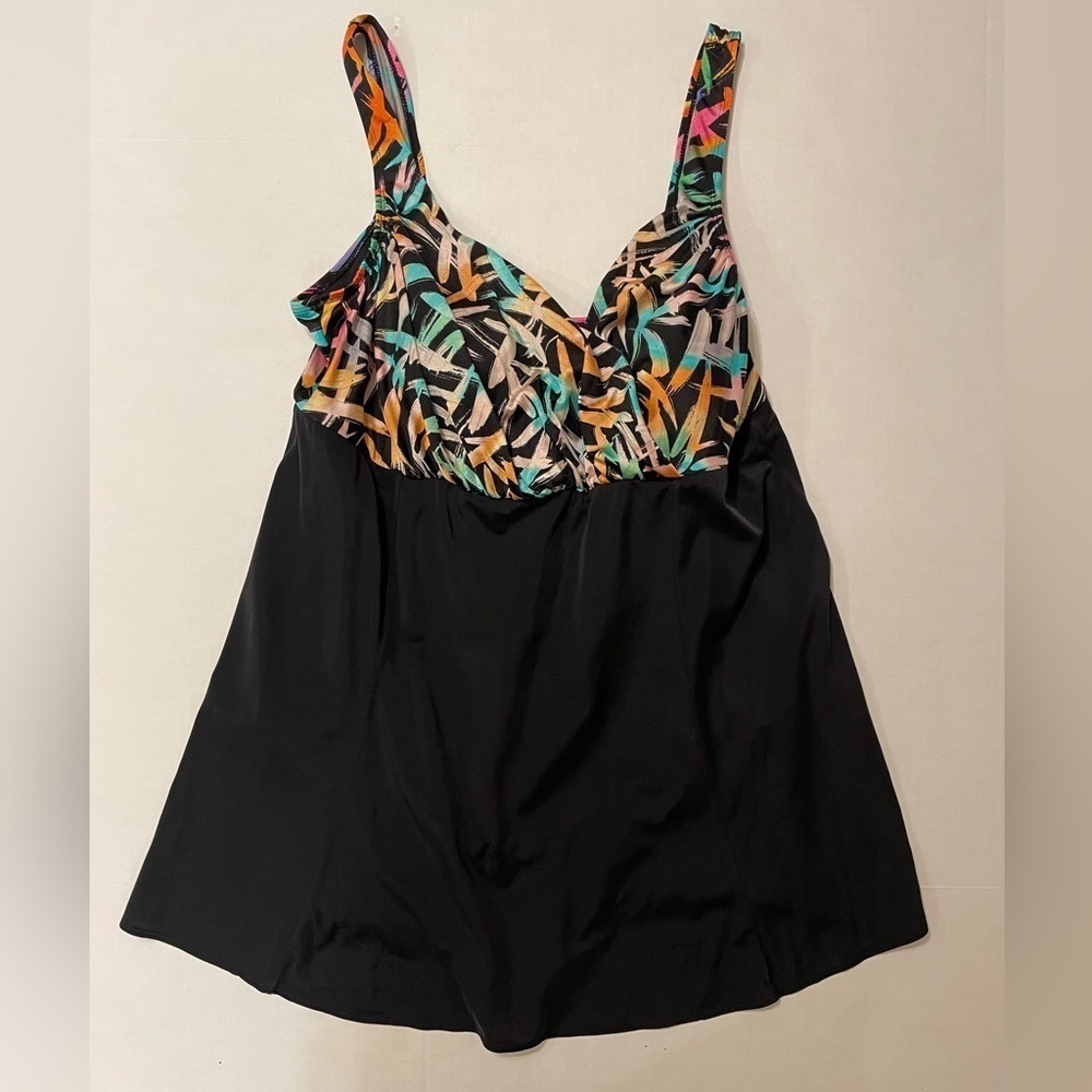 Inches Away Black & Multicolored One Piece Swimsuit Size 18